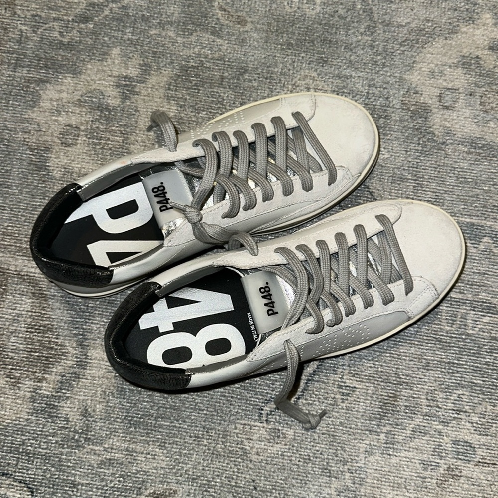 P448 Sneakers // white // size 37